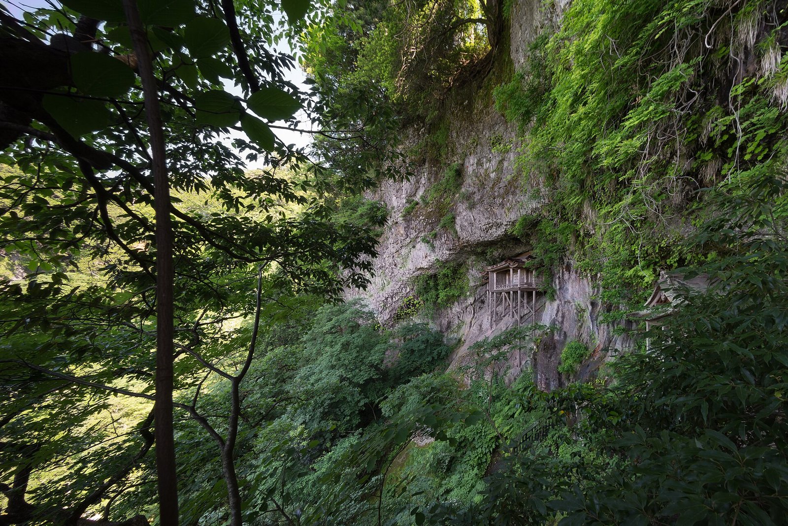 鳥取縣三朝町 三徳山 三佛寺投入堂 斷崖岩窟國寶