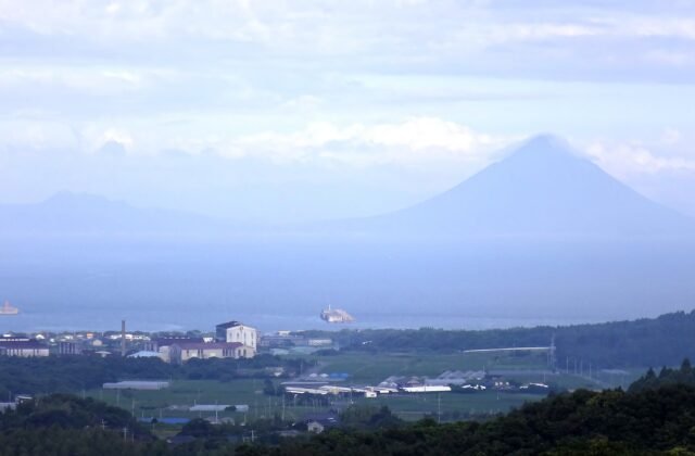 指宿薩摩半島南端錐形火山開聞岳（薩摩富士）