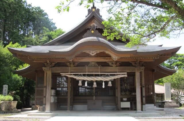 益田 高津柿本神社の拝殿