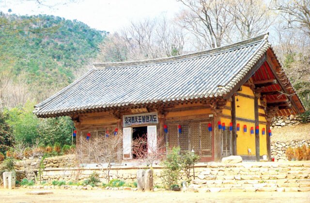 韓國全羅南道康津無為寺極樂寶殿